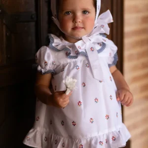 Conjunto bebé niña con capota y cubrepañal | Cocote by Charanga