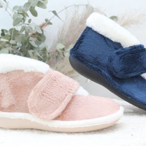 Botita de paño con cierre velcro súper calentitas y cómodas