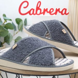 Zapatilla Cabrera con tira cruzada y piso ultraligth,ref2946