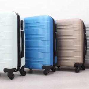 Maleta rigida en tamaño pequeño con 4 ruedas simples,giro 360º,ref6811/2