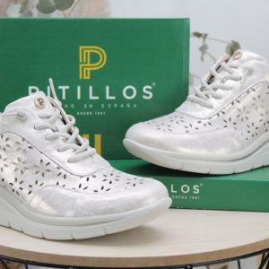 Sneakers Pitillos toda en piel troquelada, ref11112