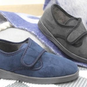 Zapatilla casa marca cumbre con cierre velcro,ref4041
