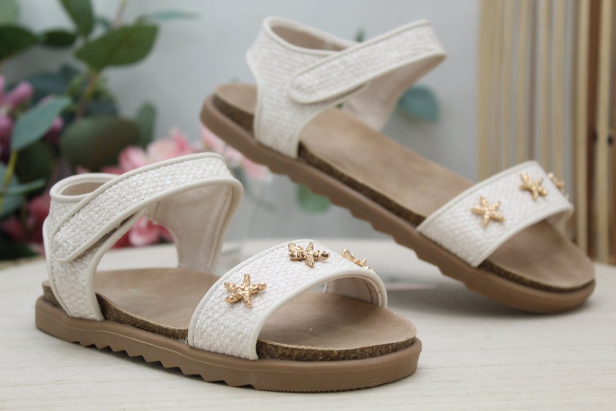 Sandalia bio en suave polipiel con adorno estrella,ref1678