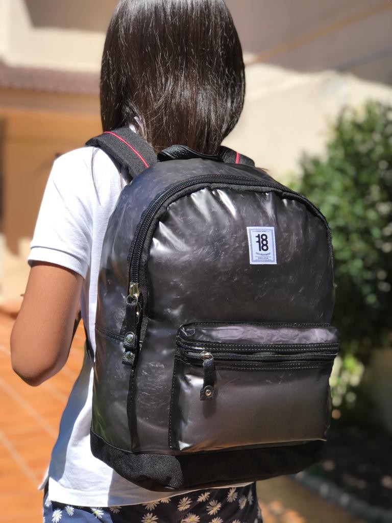 Mochila Unisex “Sombra” - Imagen 7