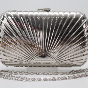 Cartera fiesta metalizada con pliegues efecto espejo,¡última úmidad en plata!! ref20291