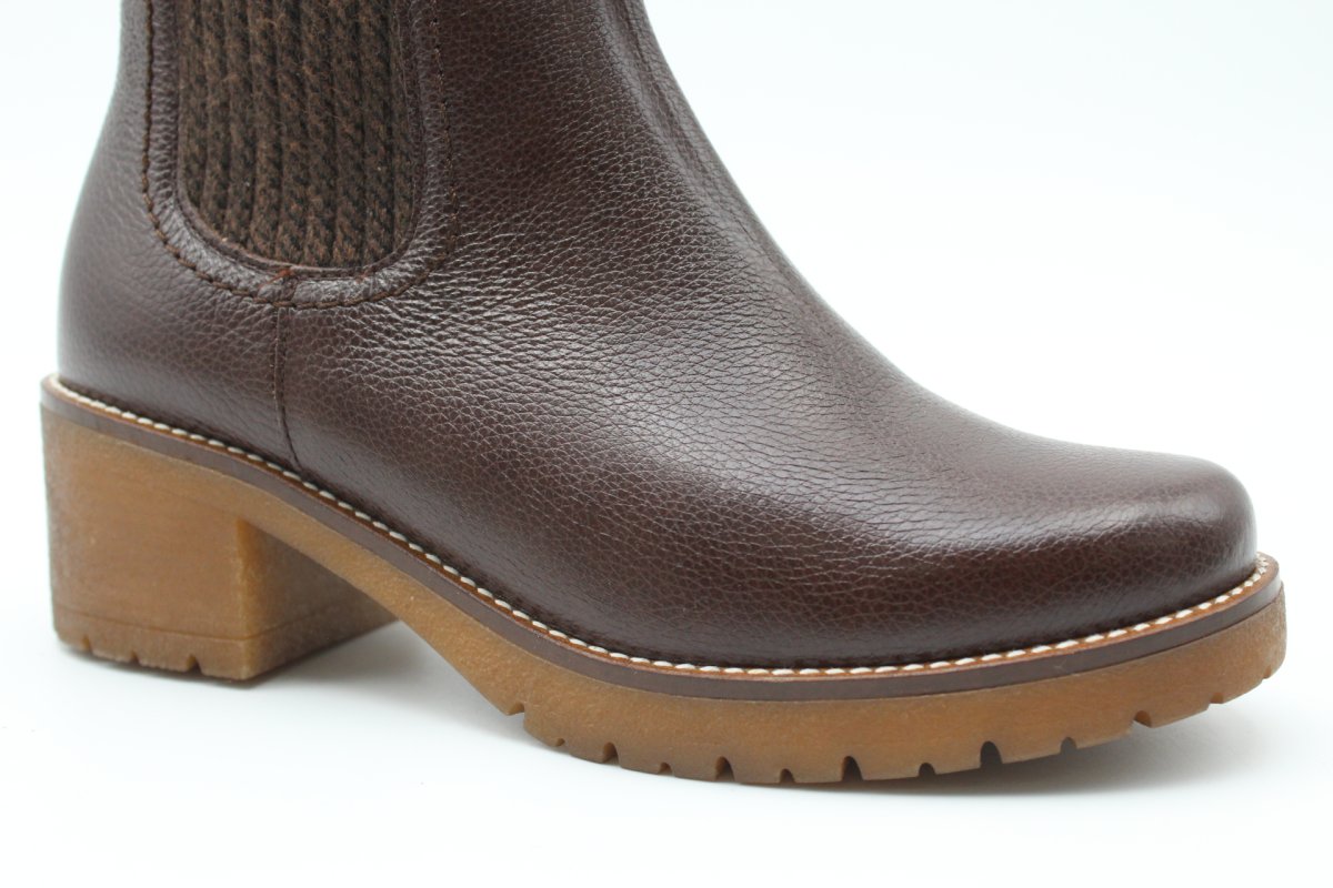 Botin Pitillos todo piel con piso crepé antideslizante,ref20523 - Imagen 3