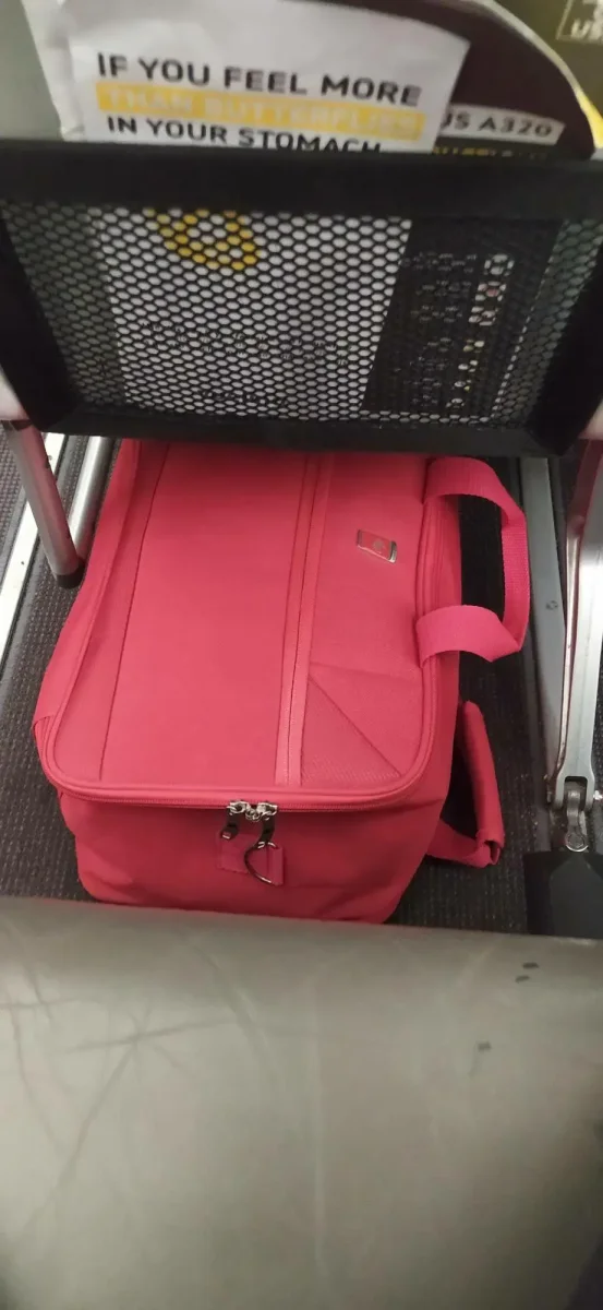 Bolsa Mochila GLADIATOR · Mochila mediana · Modelo Metro Cabina medidas Ryanair · Polyester - Imagen 3