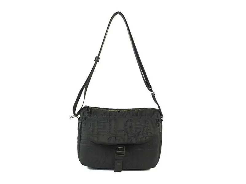 Bolso CACHAREL · Bandolera Mediana Nylon · Color Negro - Imagen 2