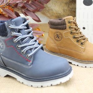 BOTA EN POLIPIEL CON CREMALLERA INTERIOR,REF447