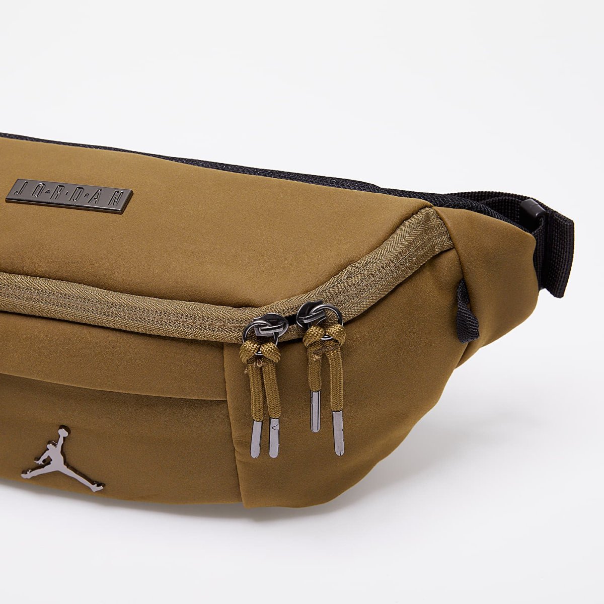 NIKE – Riñonera Jordan Suede Air Olive Flak verde oliva | Unisex 9A0317-F1F-EH - Imagen 9