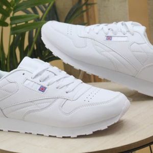 Sneakers Basica En Suave Polipiel De 36 Al 41