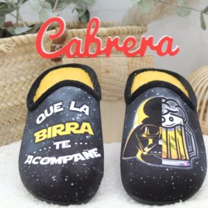 Zapatilla divertida para casa de la marca cabrera con plantilla extraible y piso vulcanizado,ref3653