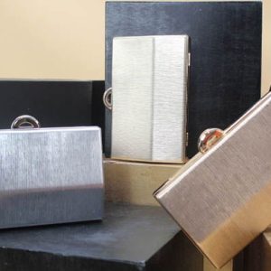 CARTERA FIESTA RIGIDA METALIZADA REF20495