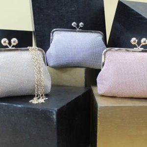 CARTERA FIESTA PELLIZCO CON BOLITAS REF20308