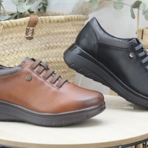 Zapato en suave poli piel con cordón elastico,muy cómodo,ref216/1