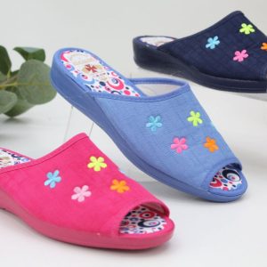 Zapatilla casa Alcalde con cuña de caucho de 3cm,ref5750