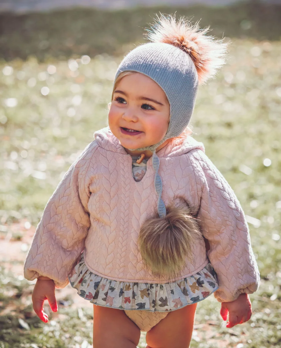 Sudadera de punto con capucha y volante rosa de bebé Cocote & Charanga - Imagen 4