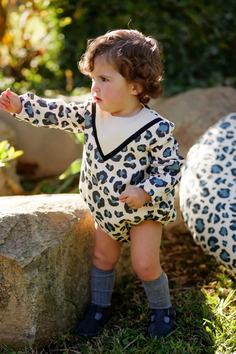 Pelele de bebé estampado leopardo | Cocote x Charanga - Imagen 6
