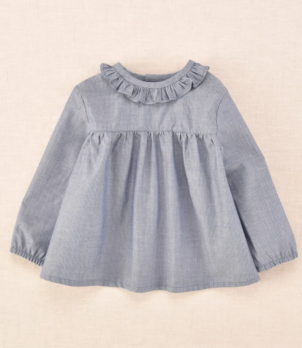 Blusa bebé de manga larga con volante cuello en azul | Colección Cocote x Charanga - Imagen 2