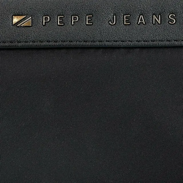 Neceser Pepe Jeans · Tamaño Grande · Doble compartimento · Color Negro - Imagen 7