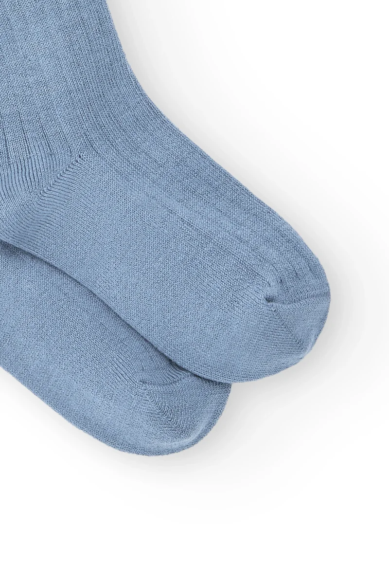 Calcetines altos azules con pompón Valentín & Charanga - Imagen 3