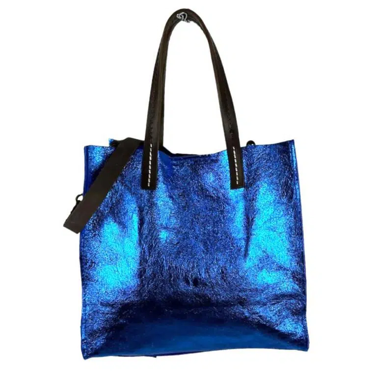 Bolsito Compacto tipo Shopper de Piel con Efecto Brillante y Neceser Interior - Imagen 3