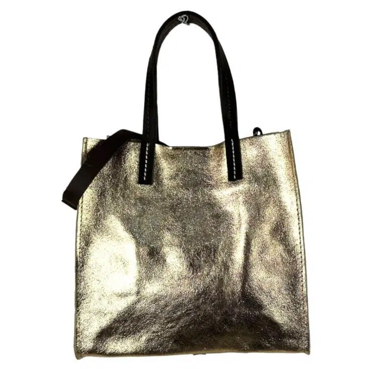 Bolsito Compacto tipo Shopper de Piel con Efecto Brillante y Neceser Interior - Imagen 8