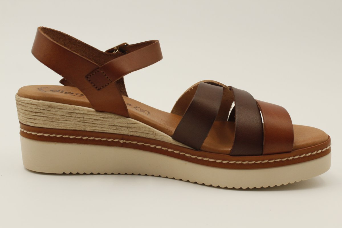 Sandalia nacional toda en piel y planta de gel,cómoda y lgera,ref586 - Imagen 4