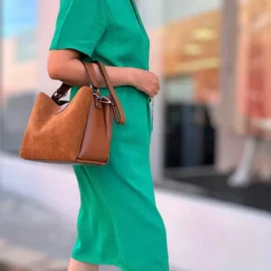 Bolso de Mano para Mujer con Piel de Grano y Parte Frontal en Serraje