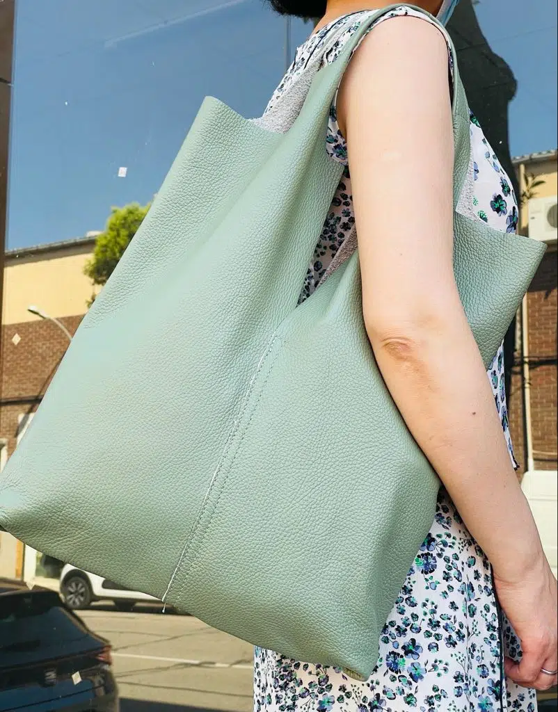 Bolso Shopper Universitario De Piel Italiana con Monedero Extra para Mujer - Imagen 5