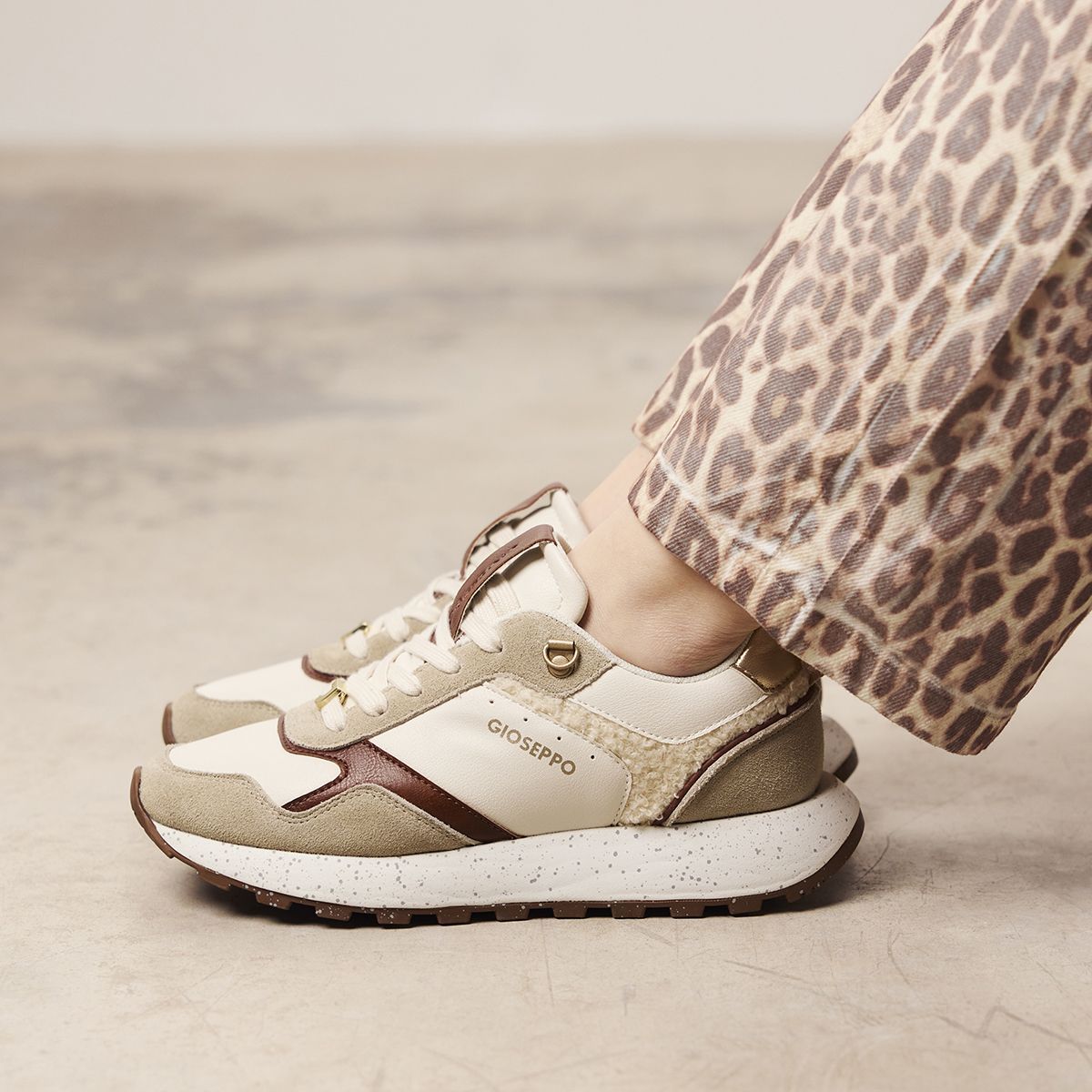 Sneakers para mujer GIOSEPPO borreguito COPAKE - Imagen 4