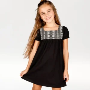 Vestido niña negro bordado