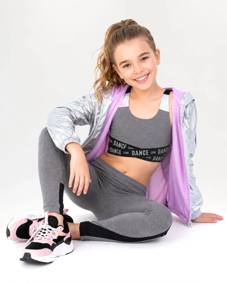 Top deportivo niña gris elástico