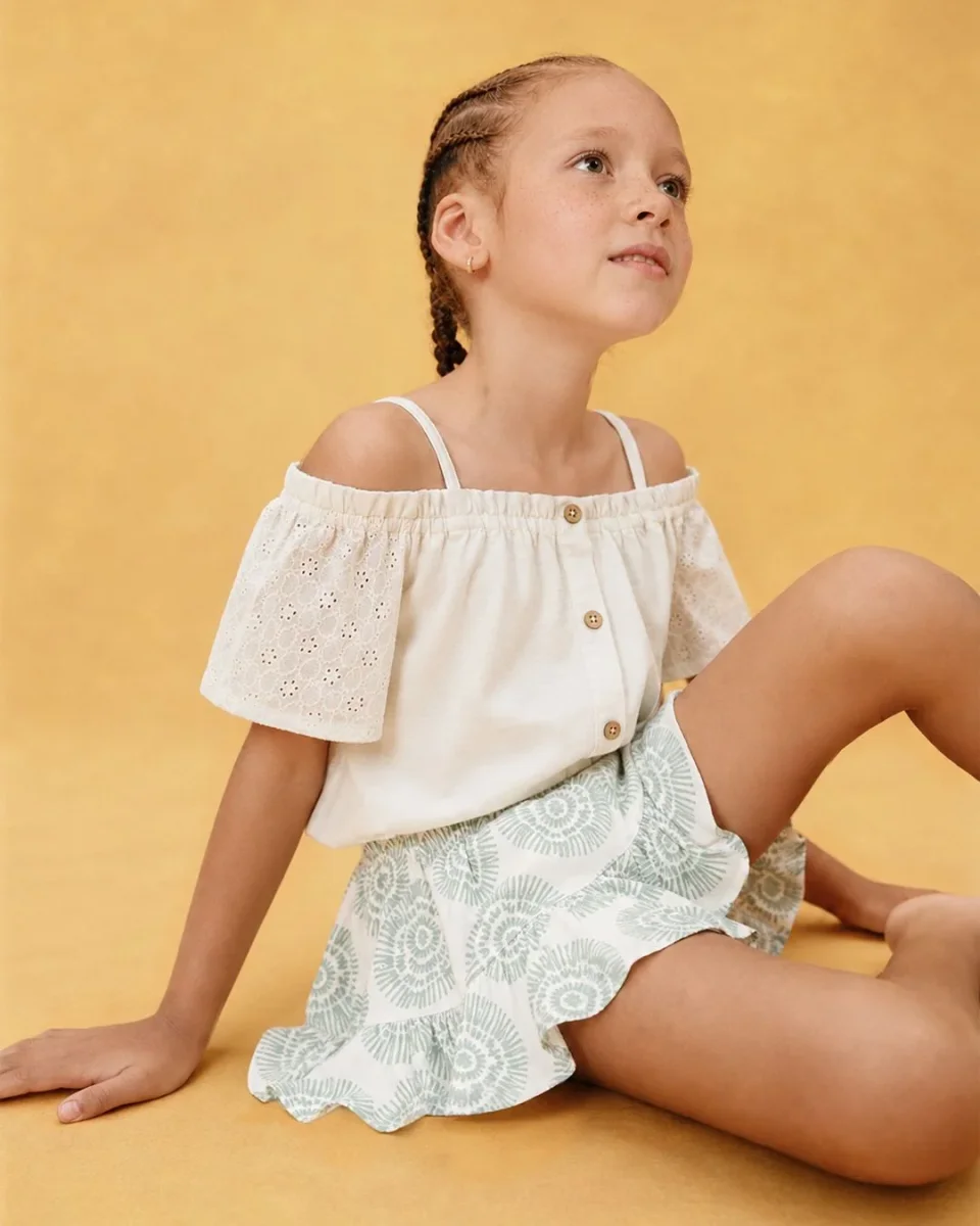 Blusa niña crudo bordado inglés