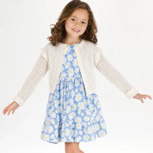 Rebeca de niña crudo