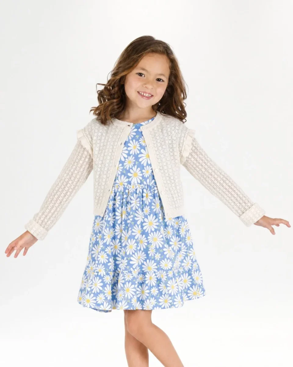 Rebeca de niña crudo