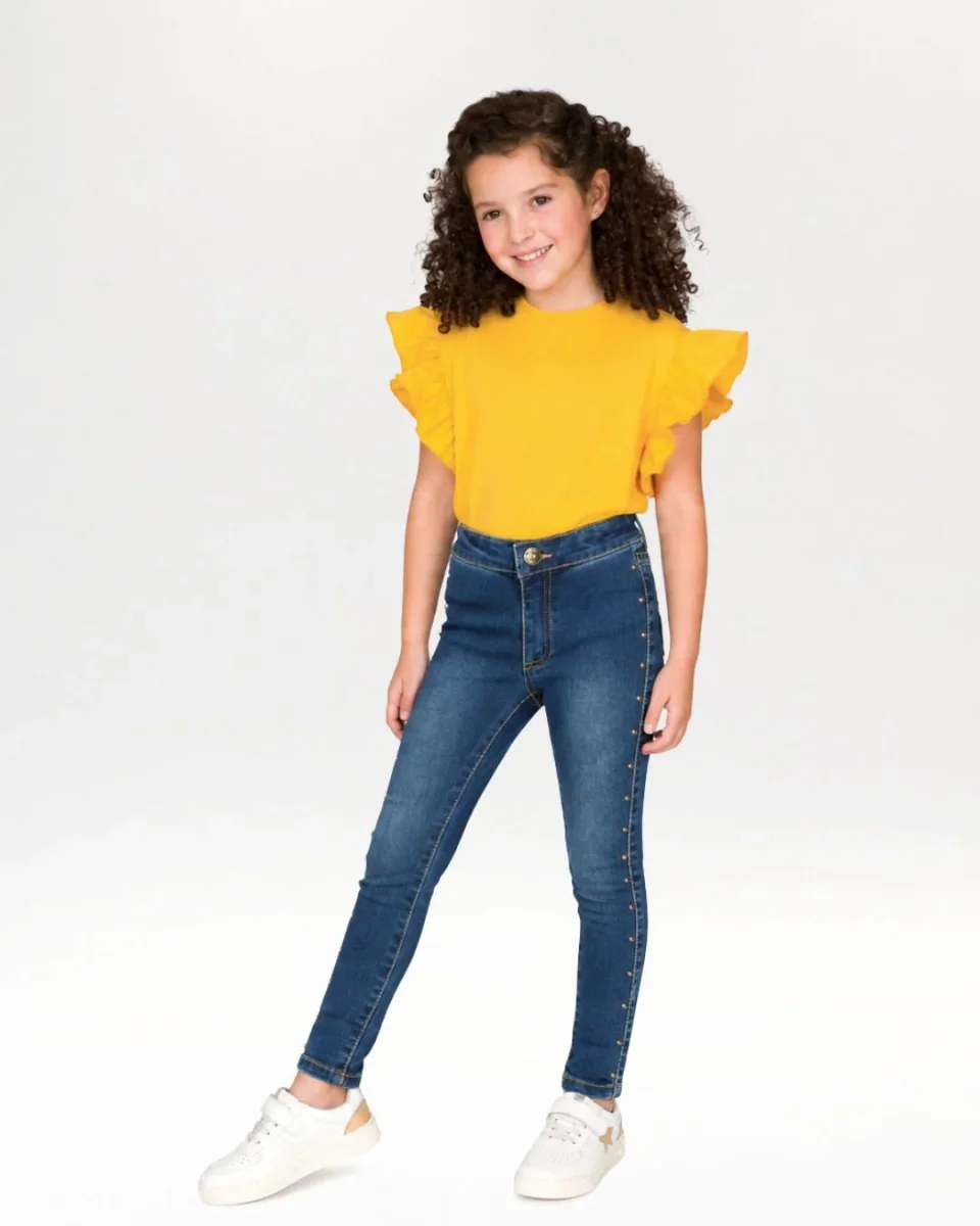 Camiseta niña mostaza manga corta con volantes - Imagen 5