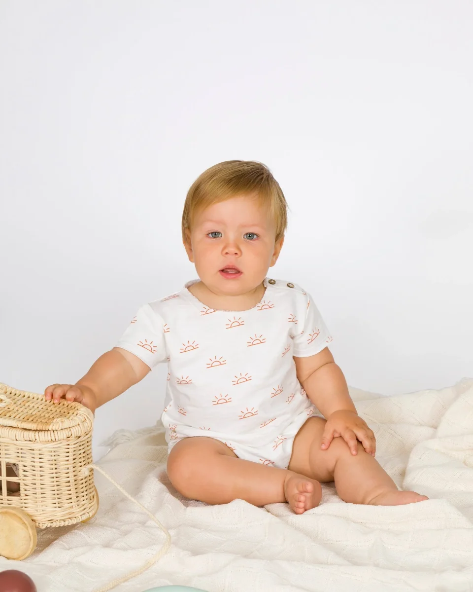 Conjunto de recién nacido estampado | Pequeños Hippies - Imagen 5