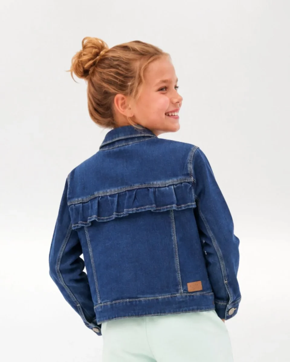 Chaqueta vaquera de niña volante