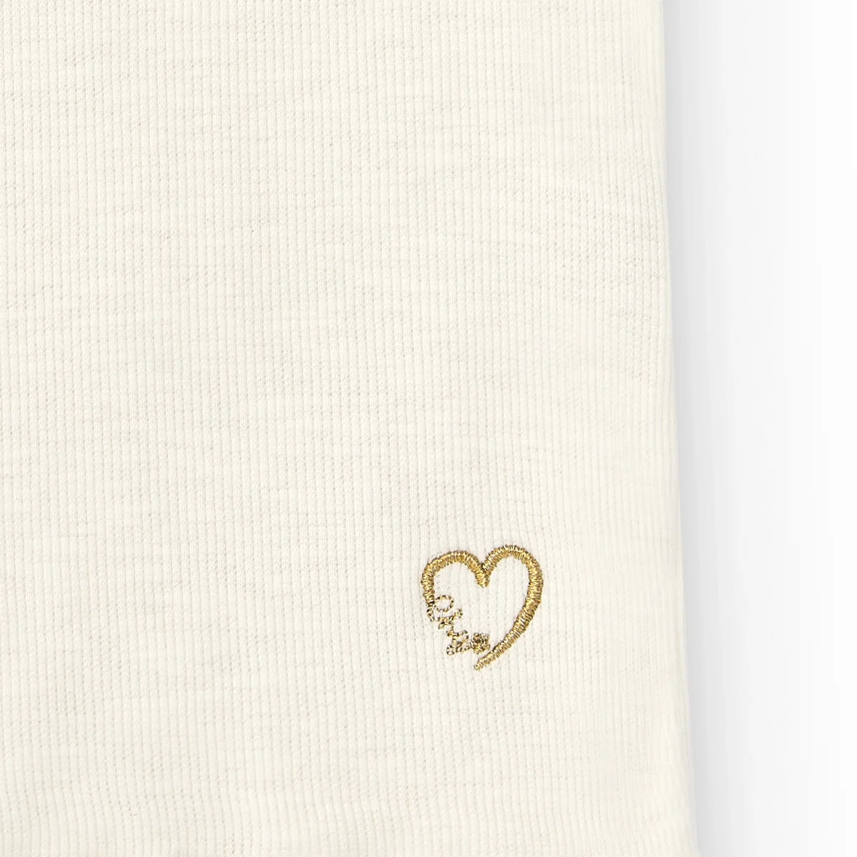Camiseta niña crudo corazón dorado - Imagen 4