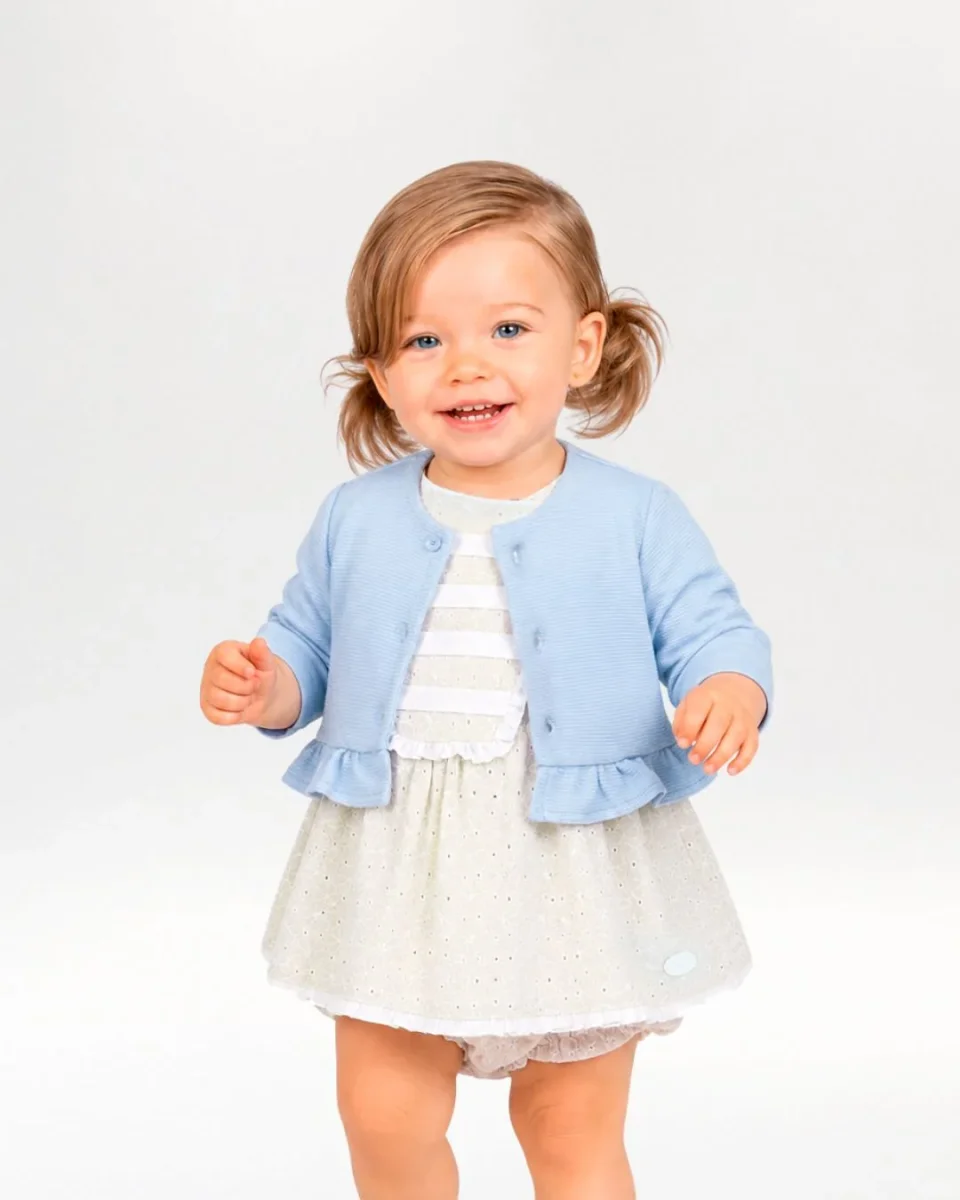 Rebeca de bebé niña azul pastel
