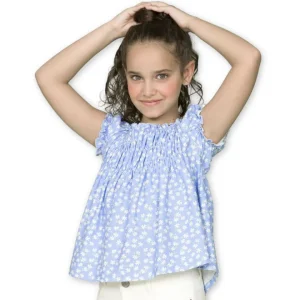 Blusa de niña azul estampado margaritas