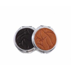 Mini espejo de piel para bolsillo color marrón o cuero