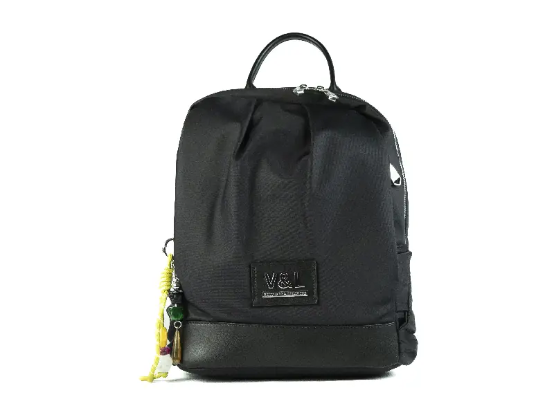 Mochila VICTORIO & LUCCHINO · Color Negro · Coleccion Rio - Imagen 2
