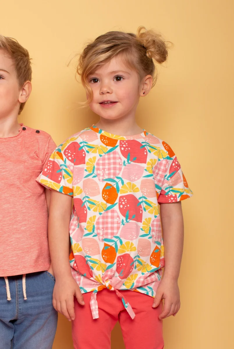 Camiseta bebé niña de frutas con nudo frontal color coral multicolor - Imagen 6