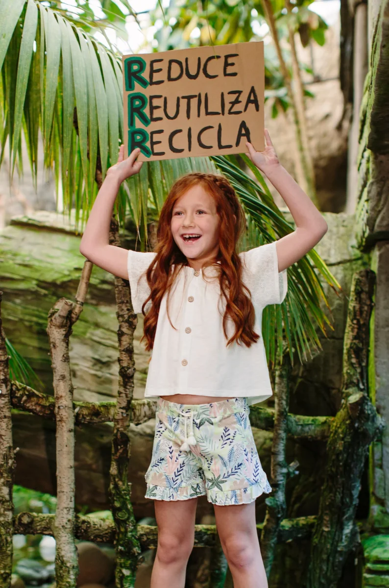 Blusa niña crudo bordado inglés - Imagen 8
