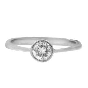 Anillo solitario 0.45kt diamantes
