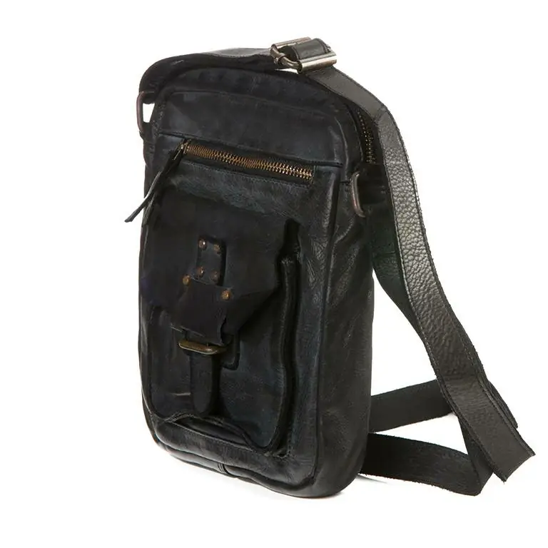 Bolso STAMP · Bandolera Mediana · Piel Lavada · Color Cuero y Negro · Coleccion Atlas - Imagen 9