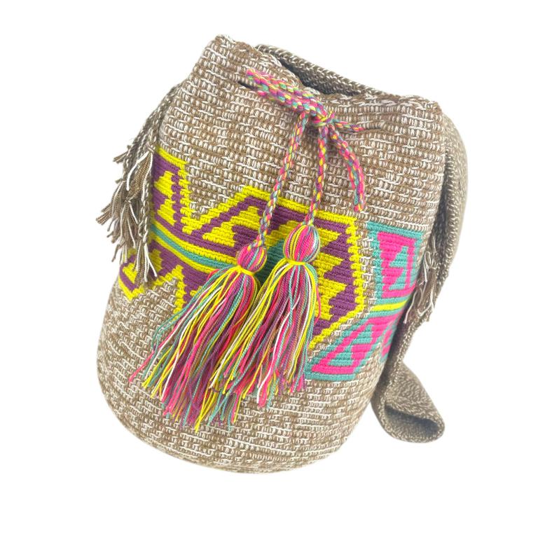 Bolso Mochila Wayuu Colombia Grande Artesanal con Diseño Multicolor Exclusivo - Imagen 3