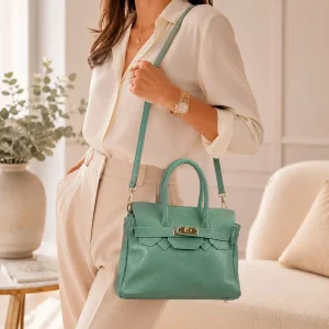 Bolso de Mano en Piel Italiana con Frontal Decorativo y Asas Cortas para Mujer
